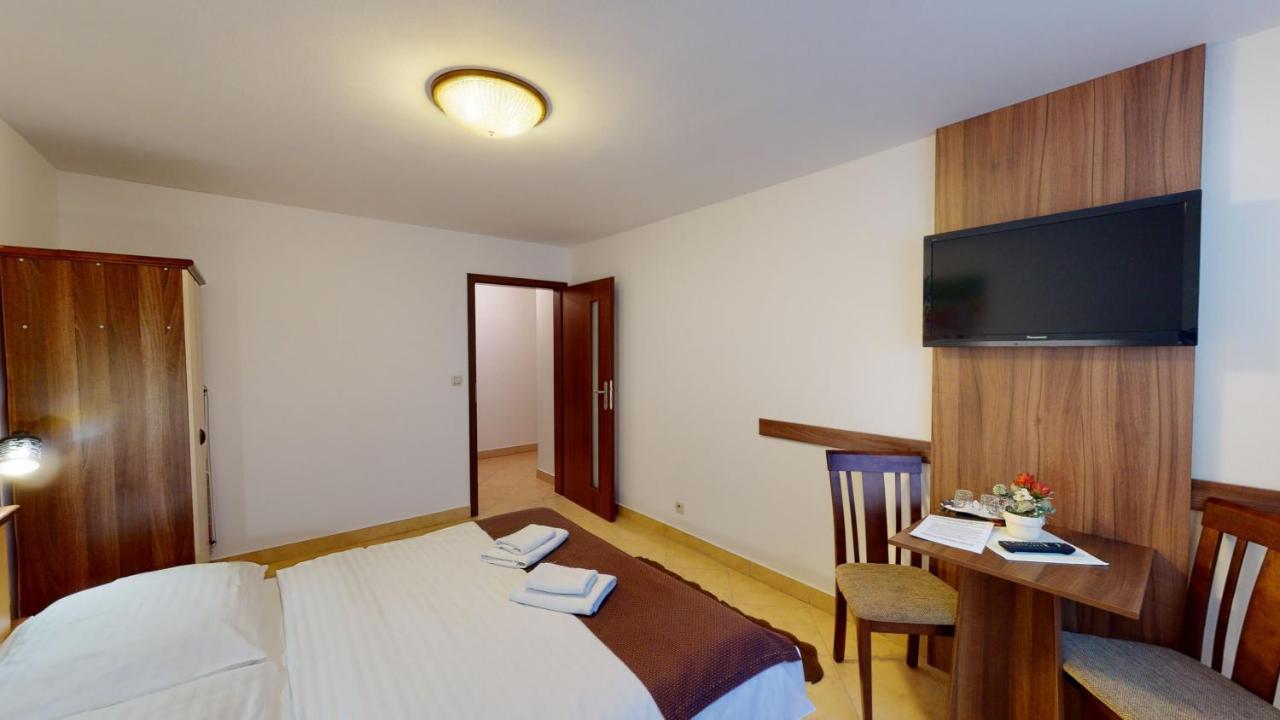 Garni Hotel Fatra Terchova Exterior photo