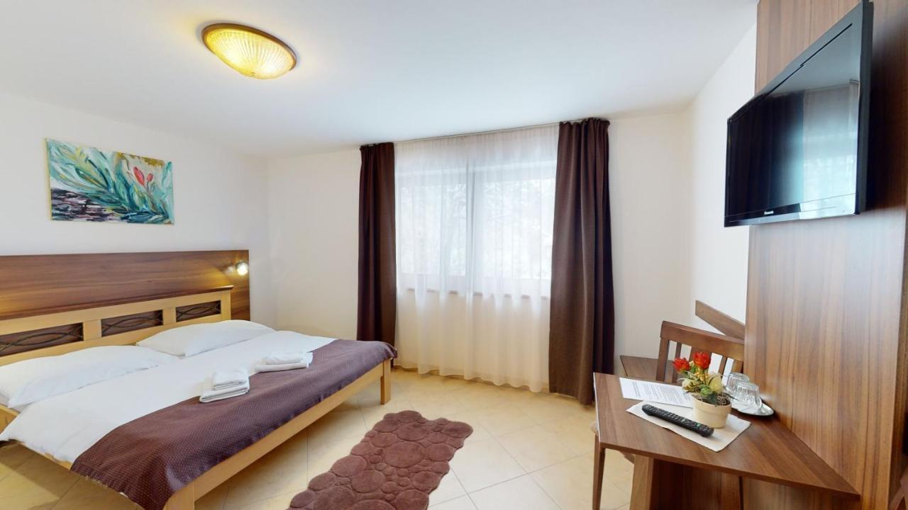Garni Hotel Fatra Terchova Exterior photo